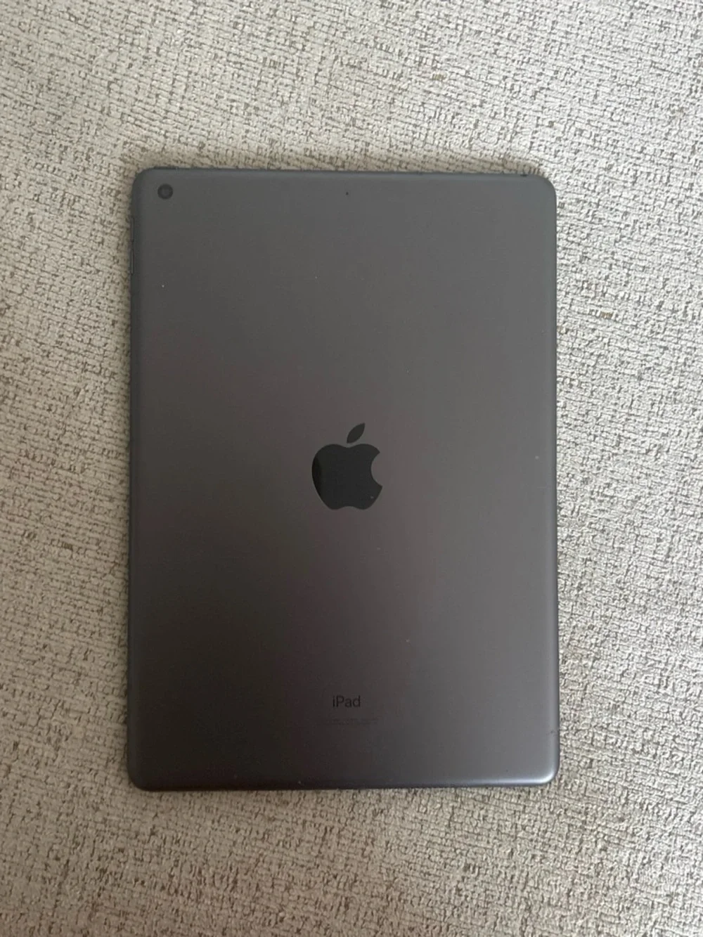 Apple iPad - Space Gray 7th Gen